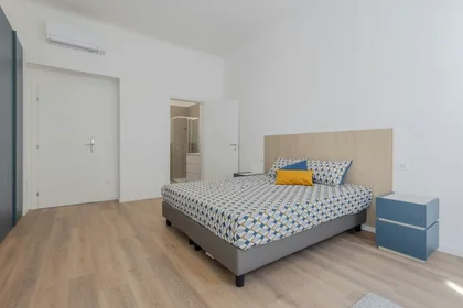 Quarto privado em Via Giovanni Pascoli, , imagem 6 de 10