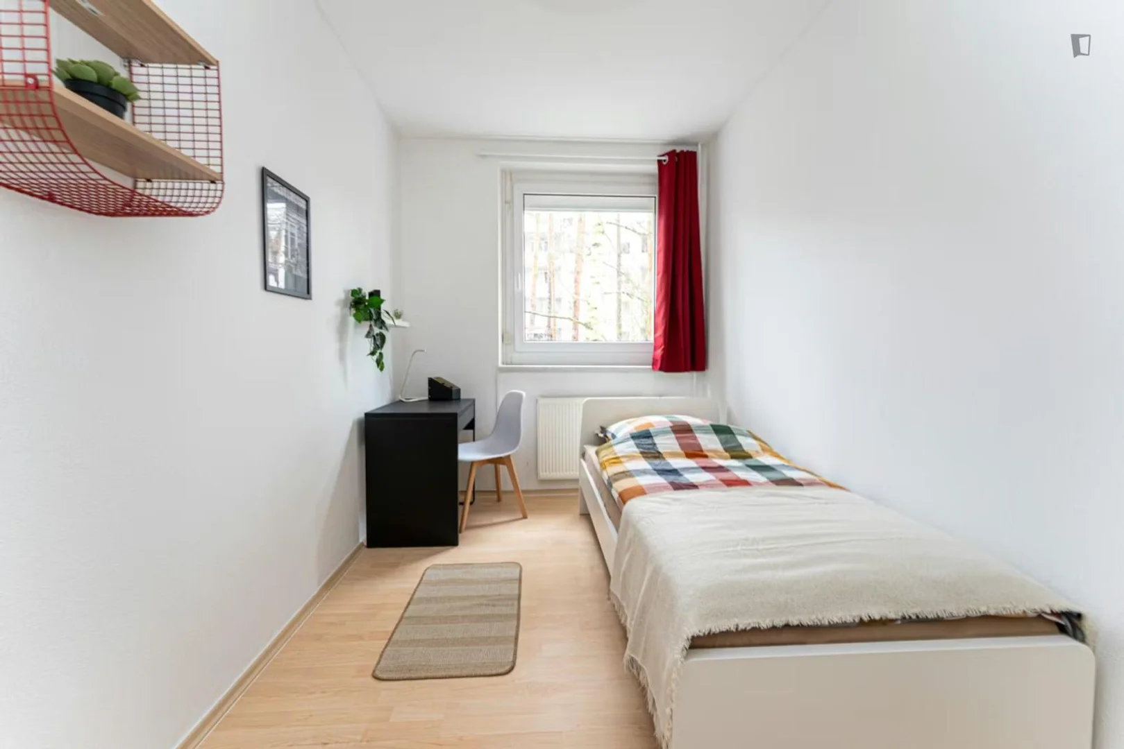 Komfortables und geräumiges Studentenzimmer in 