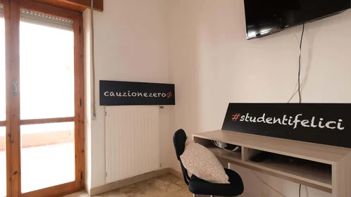 Özel oda konumu Via Andrea Cordedda, 4, 07100 Sassari SS, Italy, 4 32 görüntüsü