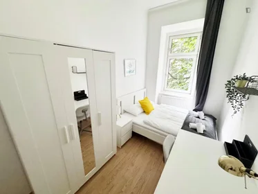 Quarto privado em Währinger Gürtel, imagem 1 de 10