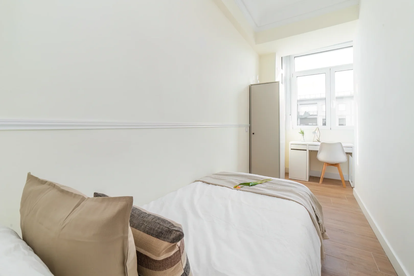 Funktionelles Studentenzimmer perfekt zum Studieren in 