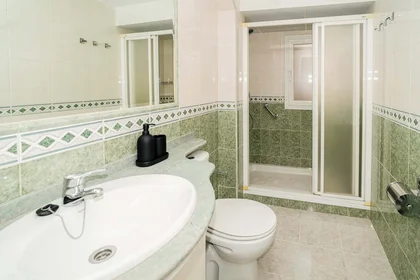 Stanza privata in Av. de Valencia, 32, 5º b, Delicias, 50005 Zaragoza, Spain, immagine 43 di 45