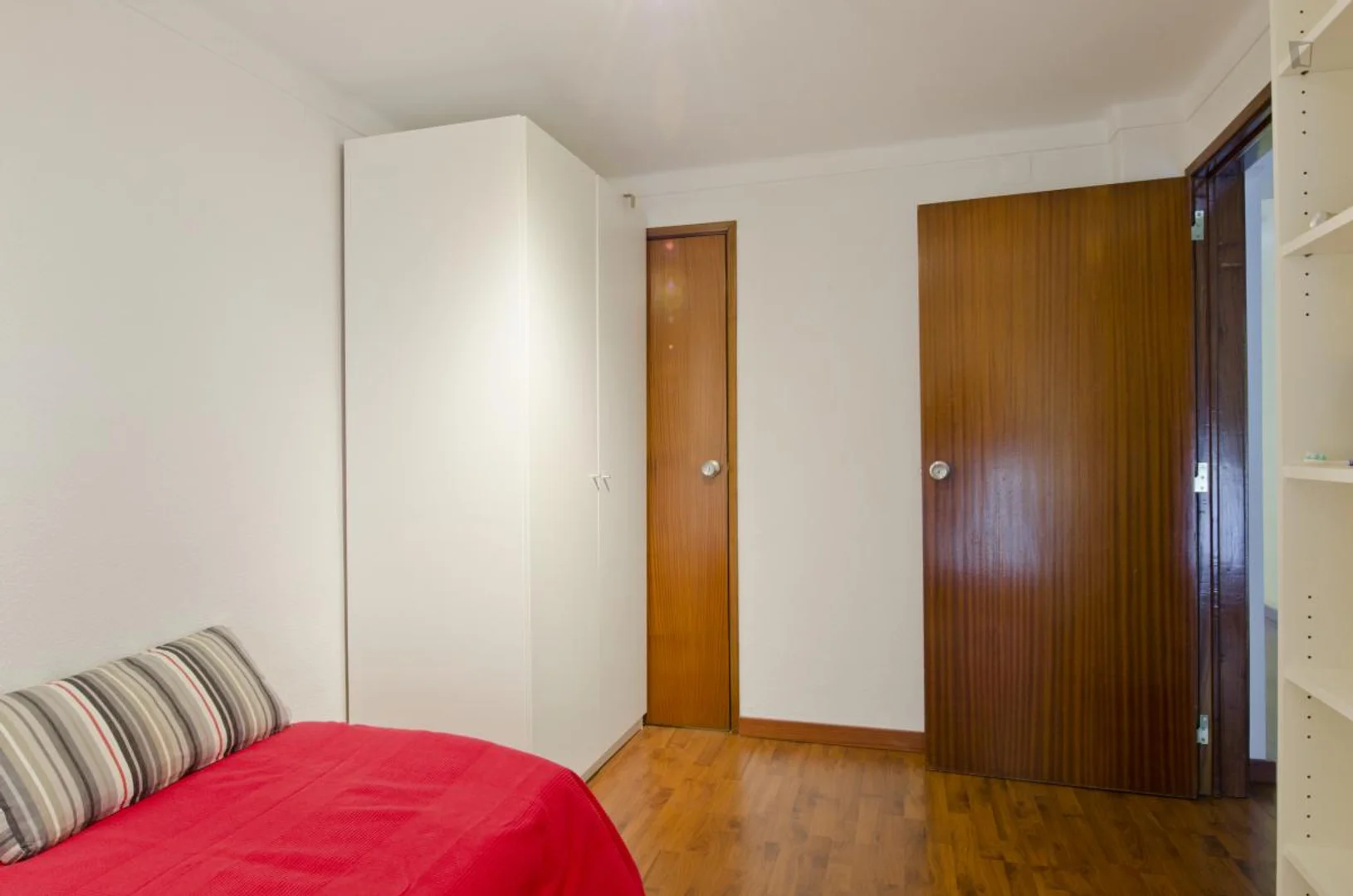 Studentenfreundliches Zimmer in  mit modernen Annehmlichkeiten