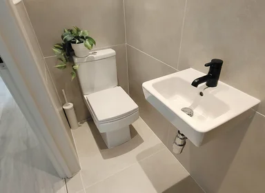 Shared room in residence at 68 Villiers Rd, Kingston upon Thames KT1 3BB, UK, image 12 of 44