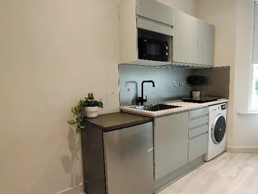 Shared room in residence at 68 Villiers Rd, Kingston upon Thames KT1 3BB, UK, image 32 of 44