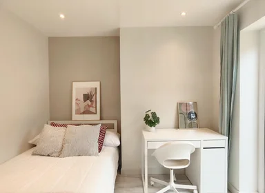 Shared room in residence at 68 Villiers Rd, Kingston upon Thames KT1 3BB, UK, image 10 of 44