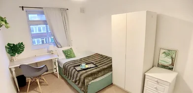 Shared room in residence at 16 Moody St, Bethnal Green, London E1 4BY, UK, image 27 of 49