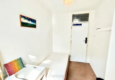 Shared room in residence at 16 Moody St, Bethnal Green, London E1 4BY, UK, image 33 of 49