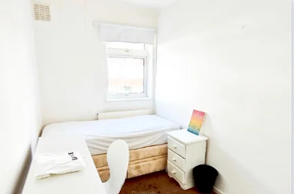 Shared room in residence at 16 Moody St, Bethnal Green, London E1 4BY, UK, image 34 of 49