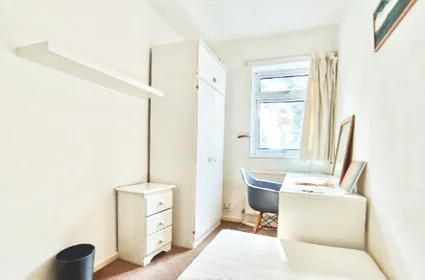 Shared room in residence at 16 Moody St, Bethnal Green, London E1 4BY, UK, image 5 of 49