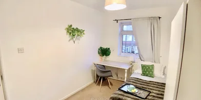 Shared room in residence at 16 Moody St, Bethnal Green, London E1 4BY, UK, image 8 of 49