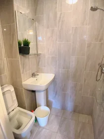 Entire apartment in residence at 33 Sirdar Rd, Southampton SO17 3SH, UK , image 13 of 15