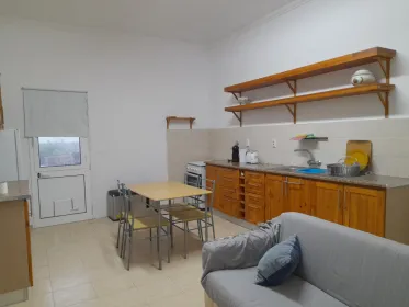 Komplette Wohnung voll möbliert in Ponta Delgada