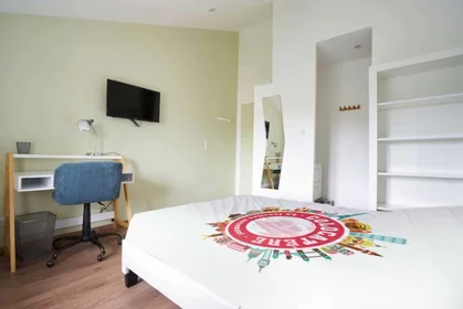 Habitación privada en 38 Rue Sellier, 54000 Nancy, France, imagen 2 de 18
