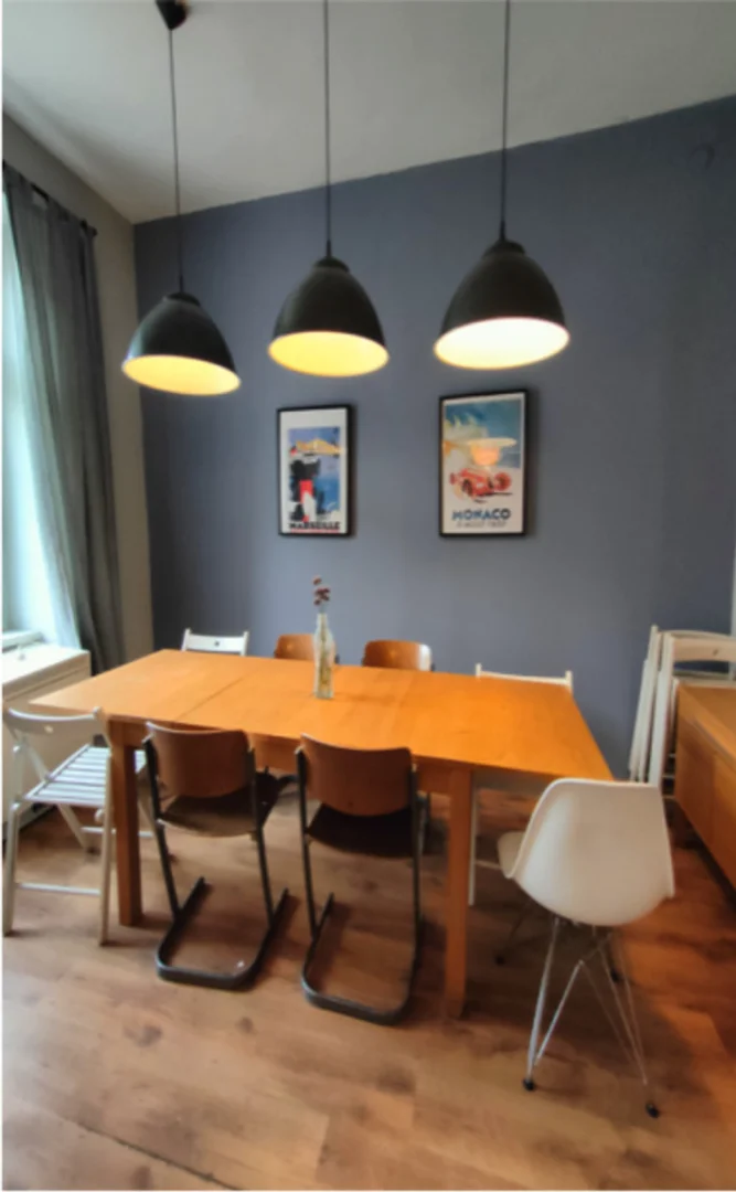 Budget-friendly student room close to campus in 