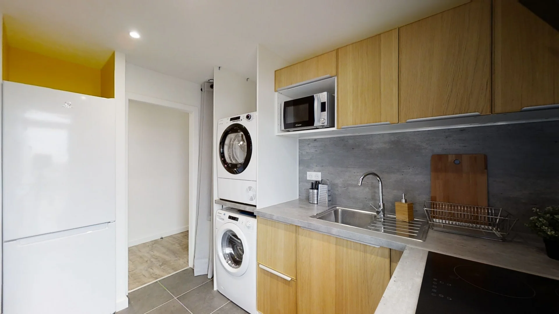 Quarto amigo do estudante em com comodidades modernas