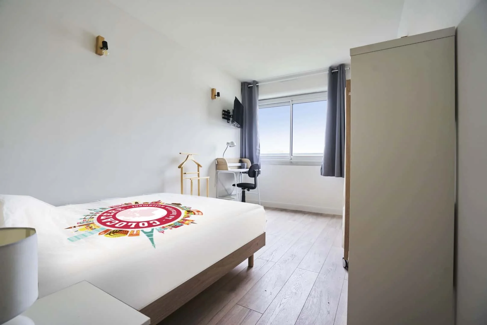 Quarto amigo do estudante em  com comodidades modernas