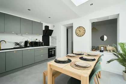 Habitación privada en 20 Rue de la Gare, 59110 La Madeleine, France, imagen 16 de 26