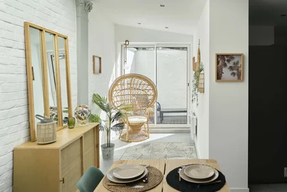Habitación privada en 20 Rue de la Gare, 59110 La Madeleine, France, imagen 19 de 26