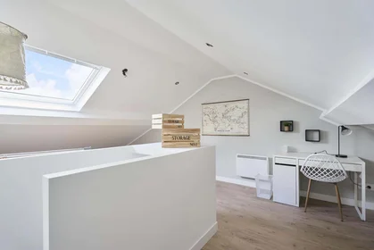 Habitación privada en 20 Rue de la Gare, 59110 La Madeleine, France, imagen 5 de 26