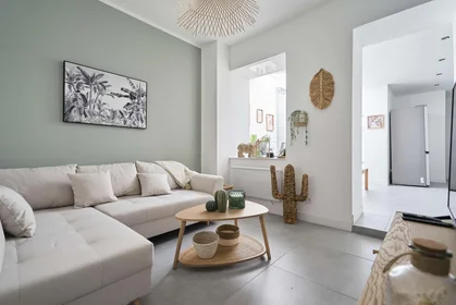 Habitación privada en 20 Rue de la Gare, 59110 La Madeleine, France, imagen 8 de 26