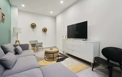Özel oda konumu 13 Rue Lestiboudois, 59800 Lille, France, 11 29 görüntüsü