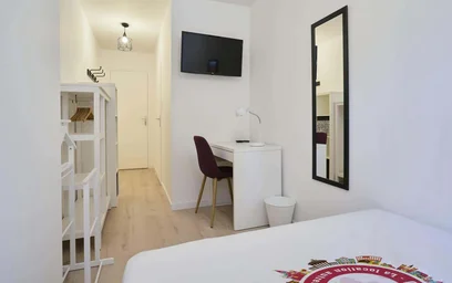 Özel oda konumu 13 Rue Lestiboudois, 59800 Lille, France, 3 29 görüntüsü