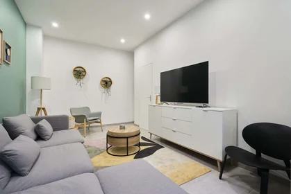 Özel oda konumu 13 Rue Lestiboudois, 59800 Lille, France, 10 28 görüntüsü
