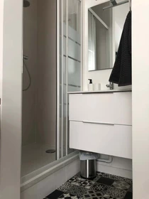 Privatzimmer in der 1bis Rue d'Enfer, 63000 Clermont-Ferrand, France, bild 18 von 28