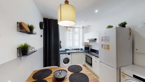 Privatzimmer in der 1bis Rue d'Enfer, 63000 Clermont-Ferrand, France, bild 25 von 28