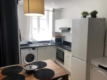 Privatzimmer in der 1bis Rue d'Enfer, 63000 Clermont-Ferrand, France, bild 4 von 28