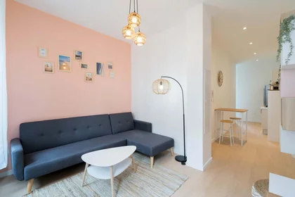 Özel oda konumu 107 Av. François Cuzin, 83000 Toulon, France, 5 6 görüntüsü