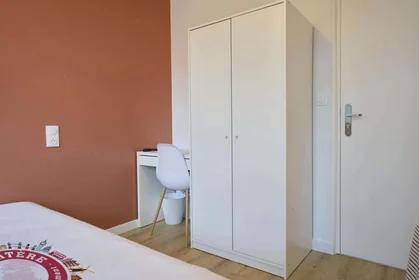 Chambre privée à 55 Rue Bonte Pollet, 59000 Lille, France, image 4 de 17