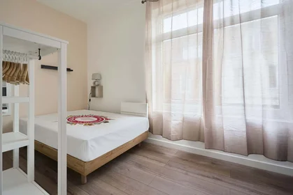 Stanza privata in 48 Rue Paul Bert, 59800 Lille, France, immagine 1 di 10