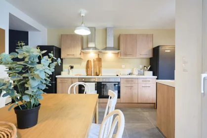 Özel oda konumu 24 Rue de Loos, 59000 Lille, France, 11 27 görüntüsü