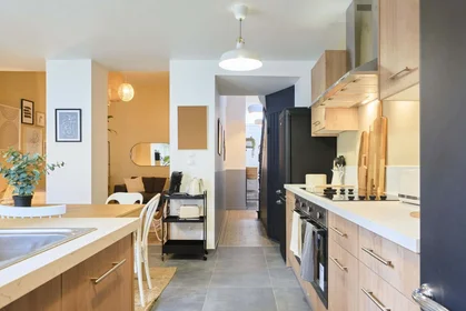 Özel oda konumu 24 Rue de Loos, 59000 Lille, France, 15 27 görüntüsü