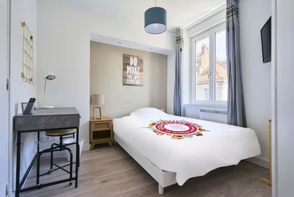 Stanza privata in 44 Bd de Belfort, 59000 Lille, France, immagine 1 di 16