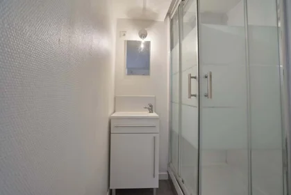 Private room at 2 Rue des Gantois, 59110 La Madeleine, France, image 2 of 17