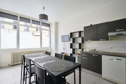 Private room at 2 Rue des Gantois, 59110 La Madeleine, France, image 11 of 17