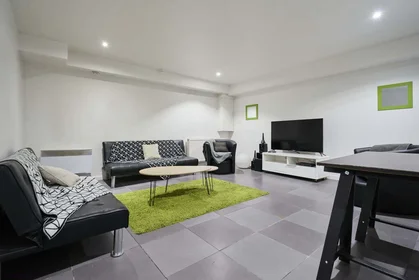 Private room at 2 Rue des Gantois, 59110 La Madeleine, France, image 10 of 17