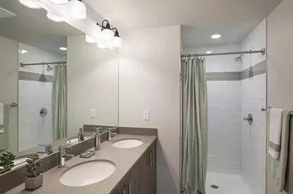 Quarto privado em West Gorham Street, imagem 31 de 43