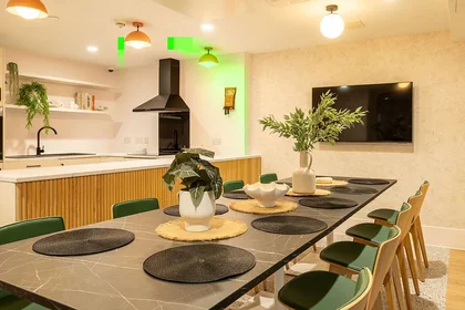 Quarto privado em Lancaster Street, imagem 32 de 49