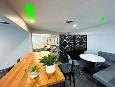 Quarto privado em North River Road, imagem 12 de 22