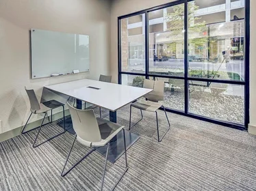 Privatzimmer in der Marsha Sharp Freeway West, bild 16 von 21