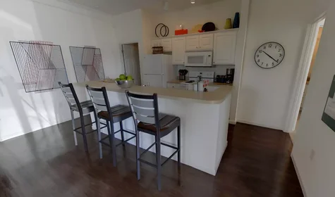 Stanza privata in McKinley Drive, immagine 25 di 40