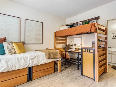 Private room at Washington Avenue South, image 17 of 19