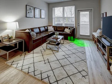 Private room at Franklin Boulevard, image 4 of 49