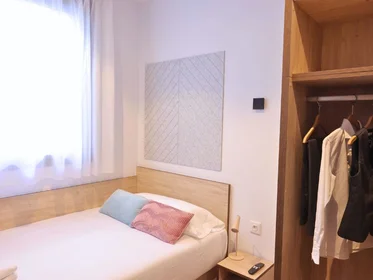 Entire apartment at Portuetxe Kalea, image 26 of 44