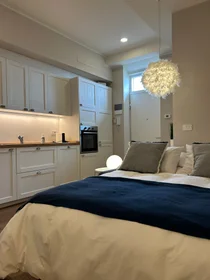 Apartamento inteiro em Via Privata Costanzo Cantoni, imagem 14 de 42