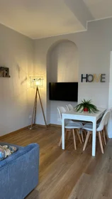 Apartamento inteiro em Via Privata Costanzo Cantoni, imagem 7 de 42